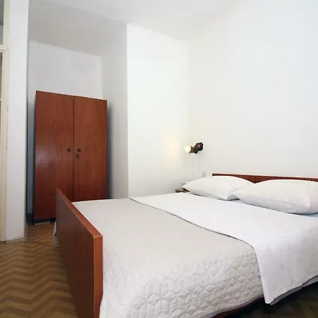6 Bedroom In * Tisno