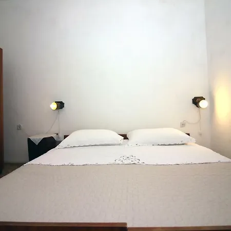 Apartamento 6 Bedroom In *