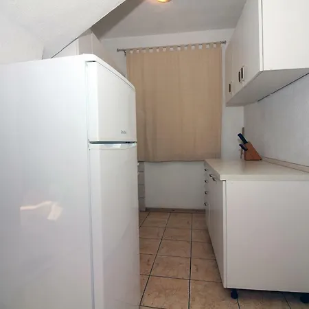 6 Bedroom In Tisno