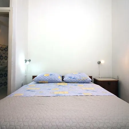 Apartamento 6 Bedroom In *